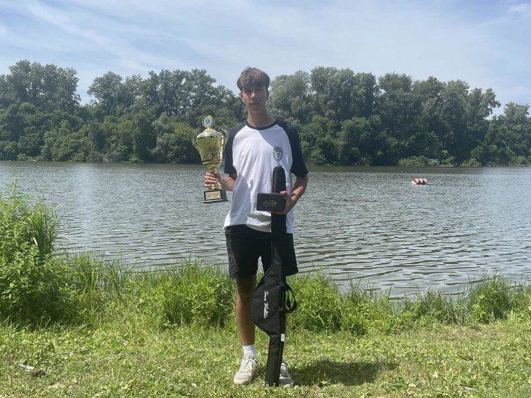 Ezüstérmet szerzett az országos ifjúsági horgászviadalon Linter Hunor