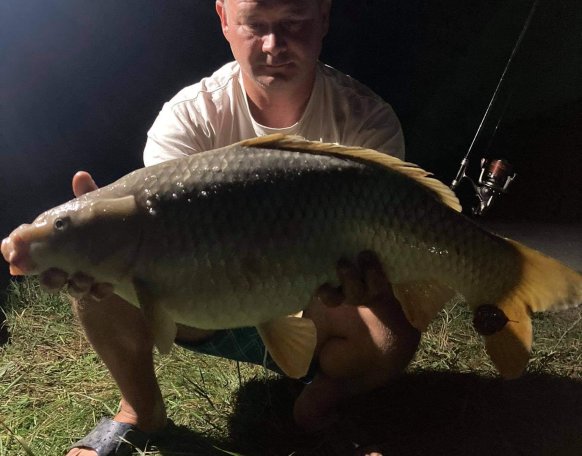 Mérlegelés és fotózás utan vissza került a helyére 😀