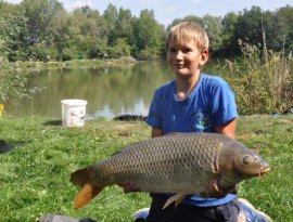 Partközelből óvatos kapásal jelentkezett!